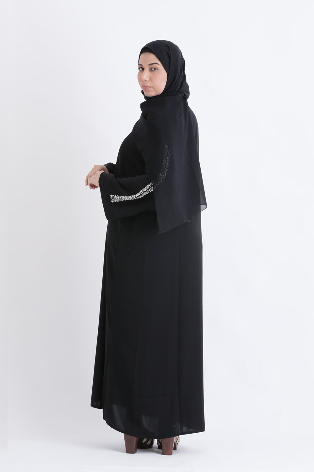 Midnight Weave Abaya
