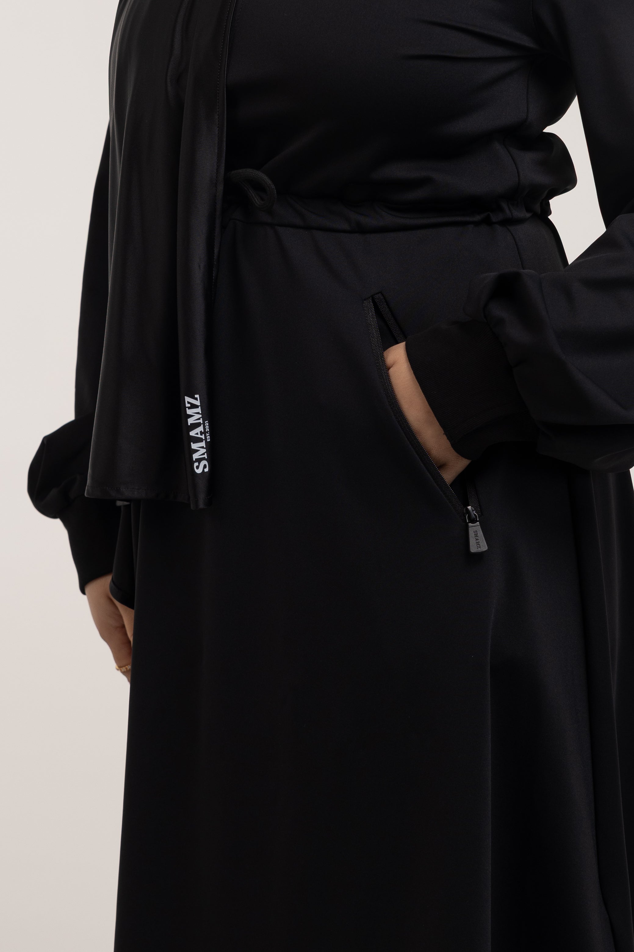 SMAMZ Modest Gymwear Top Black