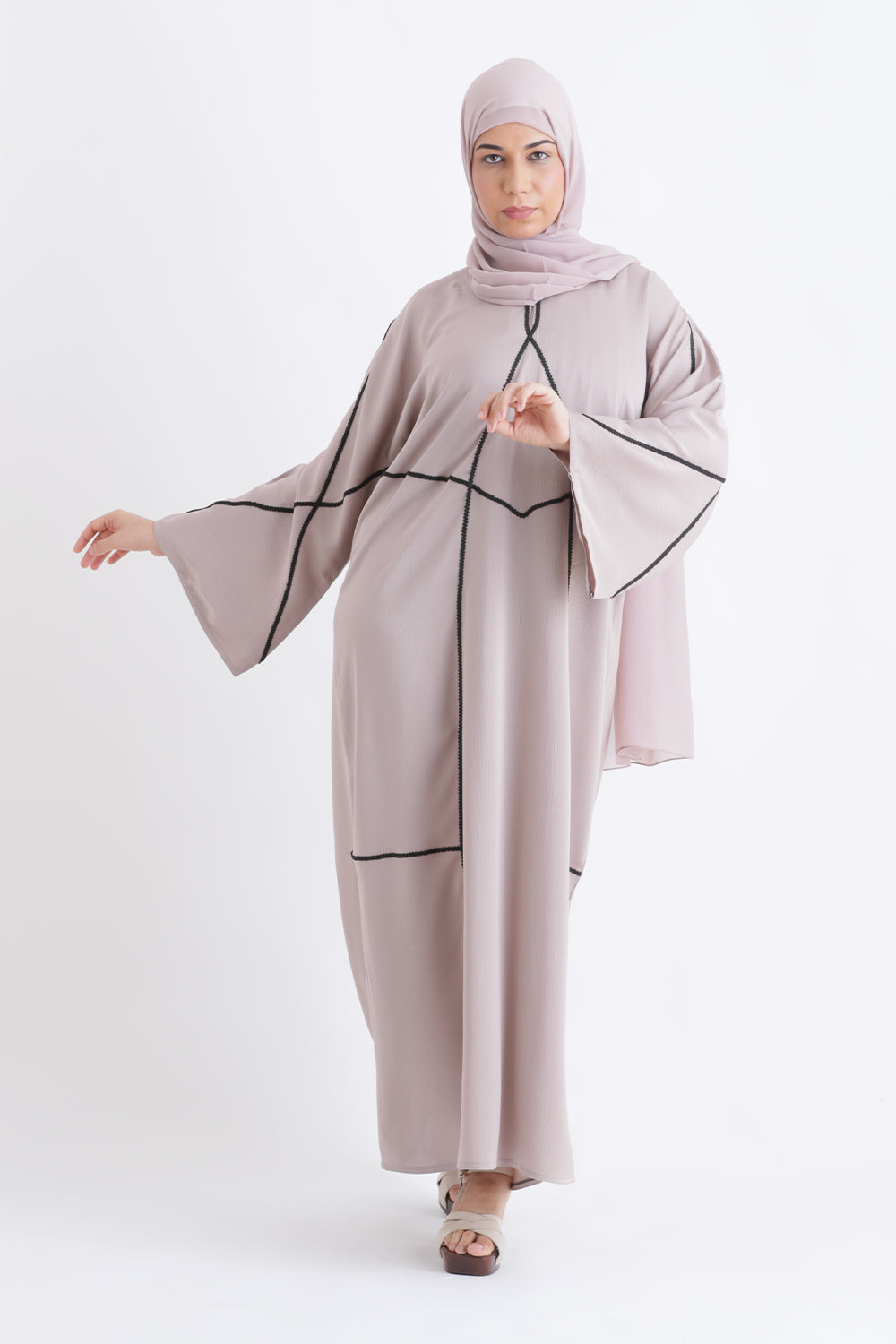 Zircon Deluxe Closed Abaya